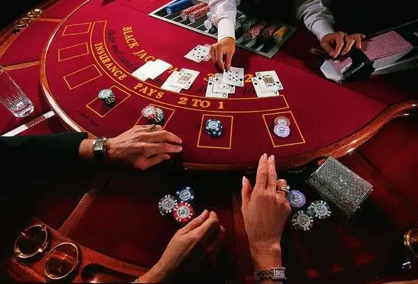 kbz game Live Casino ကတ်ဂိမ်း Table Baccarat Blackjack HD Streaming မြန်မာ